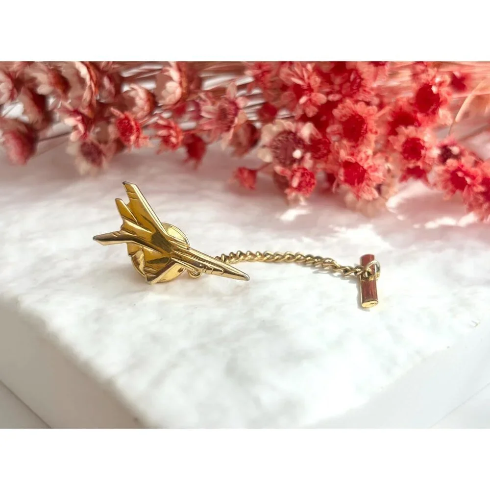Plane SHaped Gold Toned Vintage Men's Tie Tack